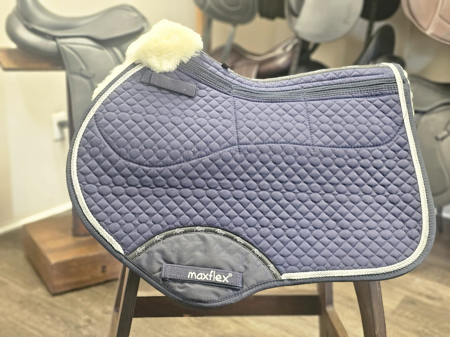 🐎 CAS Equestrian Sheepskin Jumping Pad