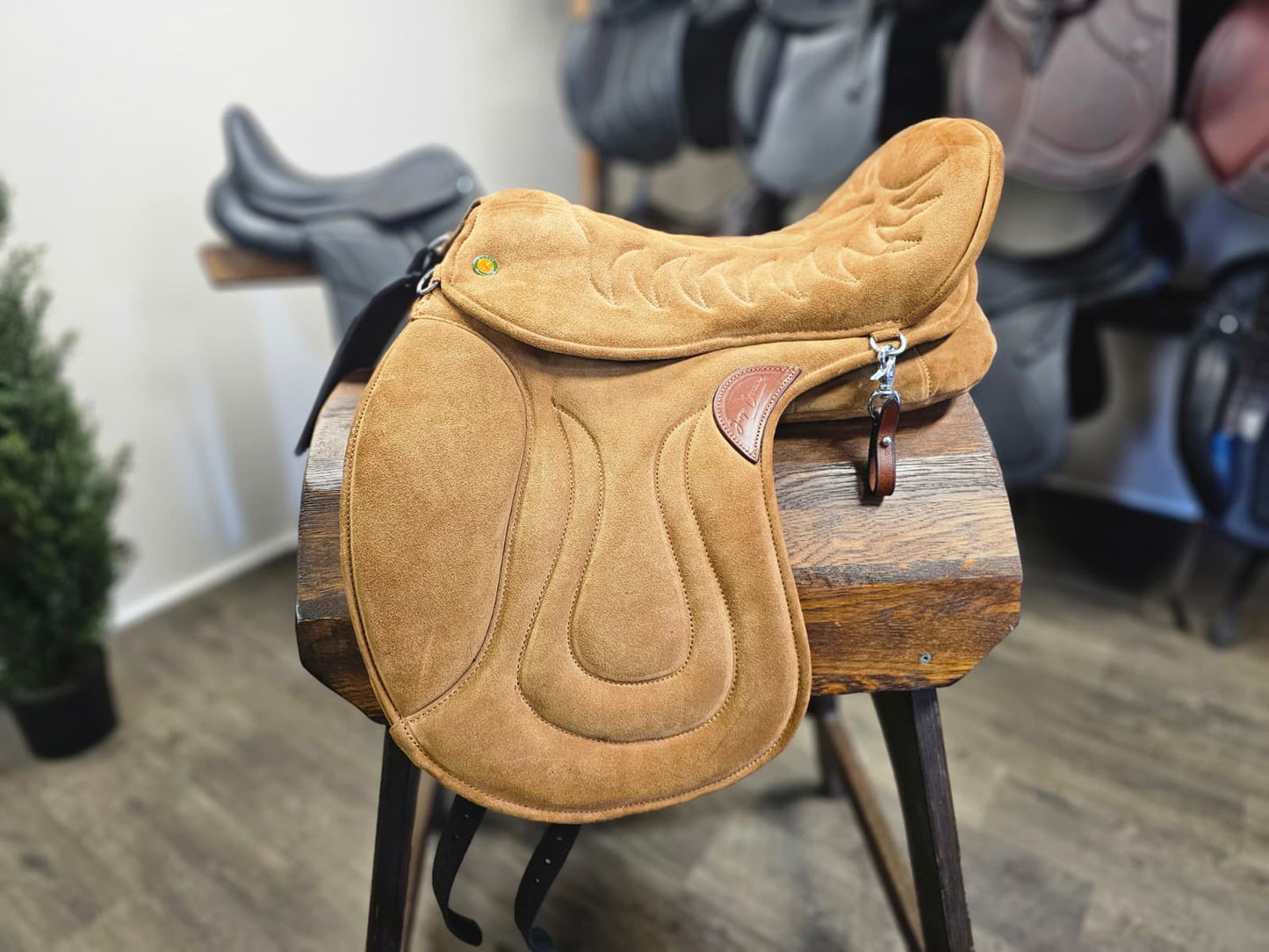Jorge Canaves "Cloud" Bareback Pad / Saddle Hybrid